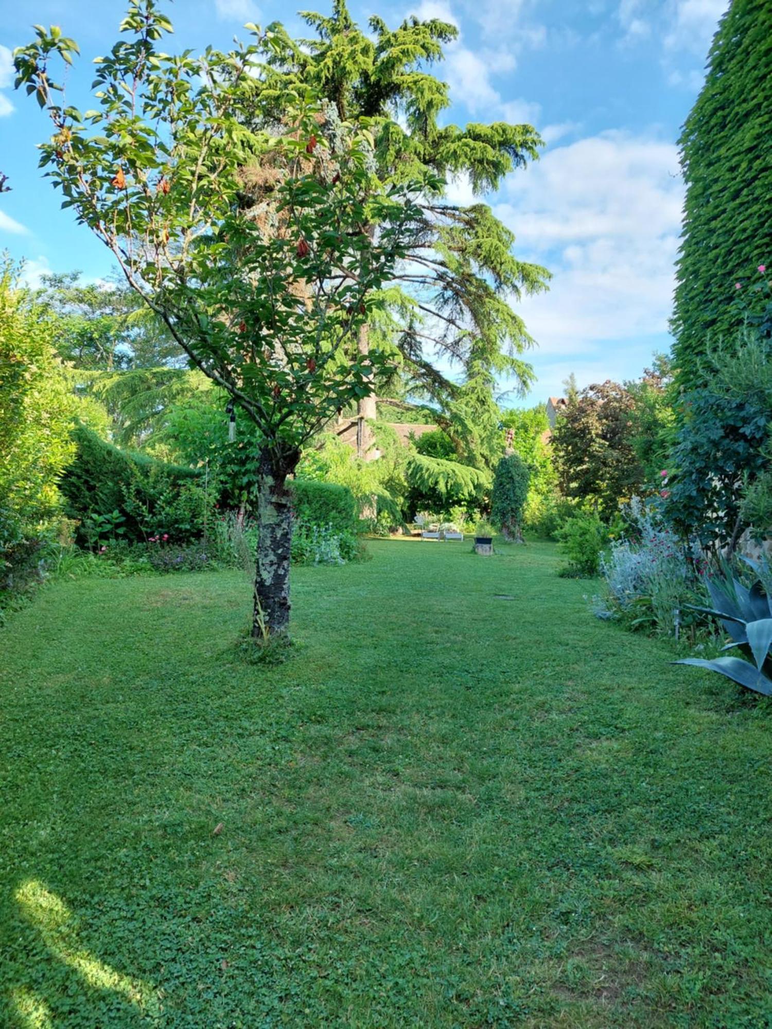 Rue Du Chateau Lalinde エクステリア 写真